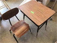 Vintage school desk w/wooded chair