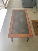 Coffee table w/inlaid slate top - Nice