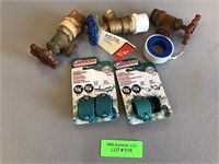Assorted plumbing/hose fixtures