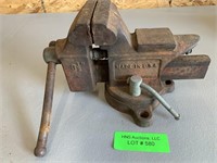 Vintage Columbian 3 1/2" vise - Made in USA