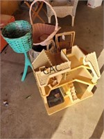 Wicker Baskets & Vintage Dollhouse