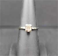 14k gold diamond estate ring