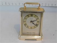 Petite horloge de Table Bulova Westminster Melody