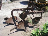 FERGUSON 2BTM 3PT PLOW