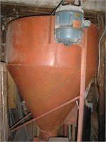 SMALL FEED MIXER IN GRAINERY