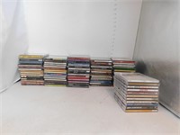 Lot de 87 CD de musique (surtout country)