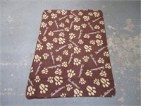 Tim Horton's Dog Collar & Fleece Blanket Set