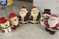 VINTAGE CHRISTMAS SALT AND PEPPER SHAKERS