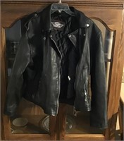 Men’s heavy leather riding jacket size XL