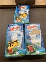 (3)Windex Outdoor All-In-One Glass Cleaning Tool