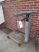 Fairbanks Scale w/Weights