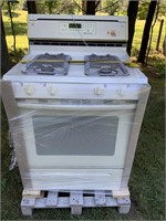 Jenn-air gas stove (not tested)