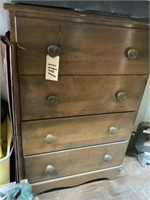 4 drawer dresser & panels