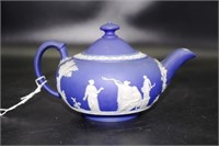 Victorian Wedgwood dark blue jasper teapot