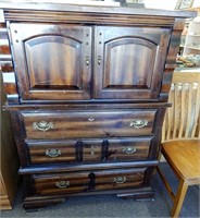 Vtg Highboy Dresser  Solid Wood 5 Drawers