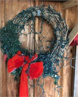 Christmas Wreath Large 32” R, Lights we’re not