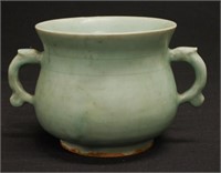 Chinese early green glaze Pot