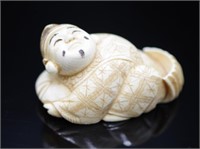 Antique Japanese carved ivory Ebisu netsuke