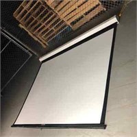 Da Lite 100" Power Projector Screen w/ Remote