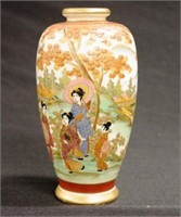 Asahi Japan decorated ceramic table vase