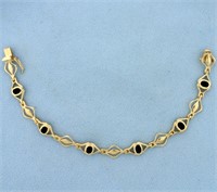 Vintage Onyx Bracelet in 14K Yellow Gold