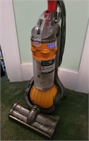Dyson ball vacuum cleaner. Works.
