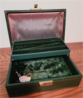 Vinyl covered jewelry box with felt lining.