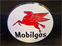 3ft Round Metal Mobilgas Sign