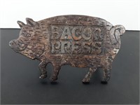 Pig Bacon Press W/Wood Handle (M1)