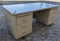 Metal 5 Drawer Desk 30"x60"