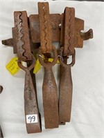 3 forged rabbit traps decommissioned