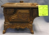 Early cast iron Crescent salesman sample stove