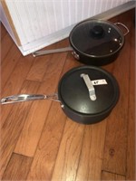 (2) Covered Cook Pans (Black)