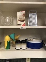 Rooster Shakers ~ Grater & Misc in Cabinets