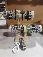 Bracelets More Than 20 Designs .(2 W2G1)