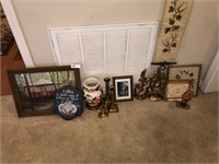 Decorator Pictures ~ Tapestry & Decor in Group