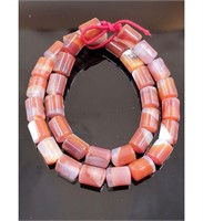 A String Of 34 Fine Quality Agate Beads