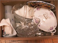 Box of miscellaneous including vintage