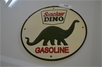 Sinclair gas sign