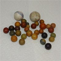 APPROX 30 1800'S CLAY MARBLES AND 2 CHINESE CLAYS