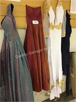 4- assorted dresses asst size