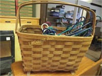 nice handled basket w hangers good condition