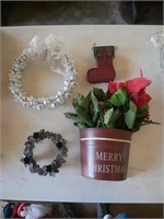 Christmas Decor, Lamps, Wreath