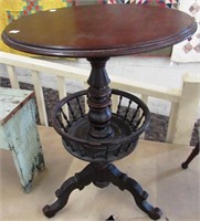 Round Victorian Style Lamp Stand