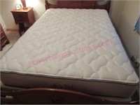 Nice Full sz mattress set (box & mattress only)