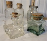 Box jars w/corks