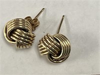 14K  Gold Earrings 2.0 DWT