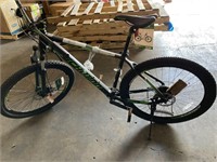 Schwinn High Timber Youth/Adult Mountain Bike