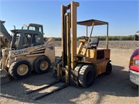 Baker 6,000-lb Forklift