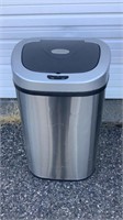 Ninestars Automatic Garbage Can & Charcoal